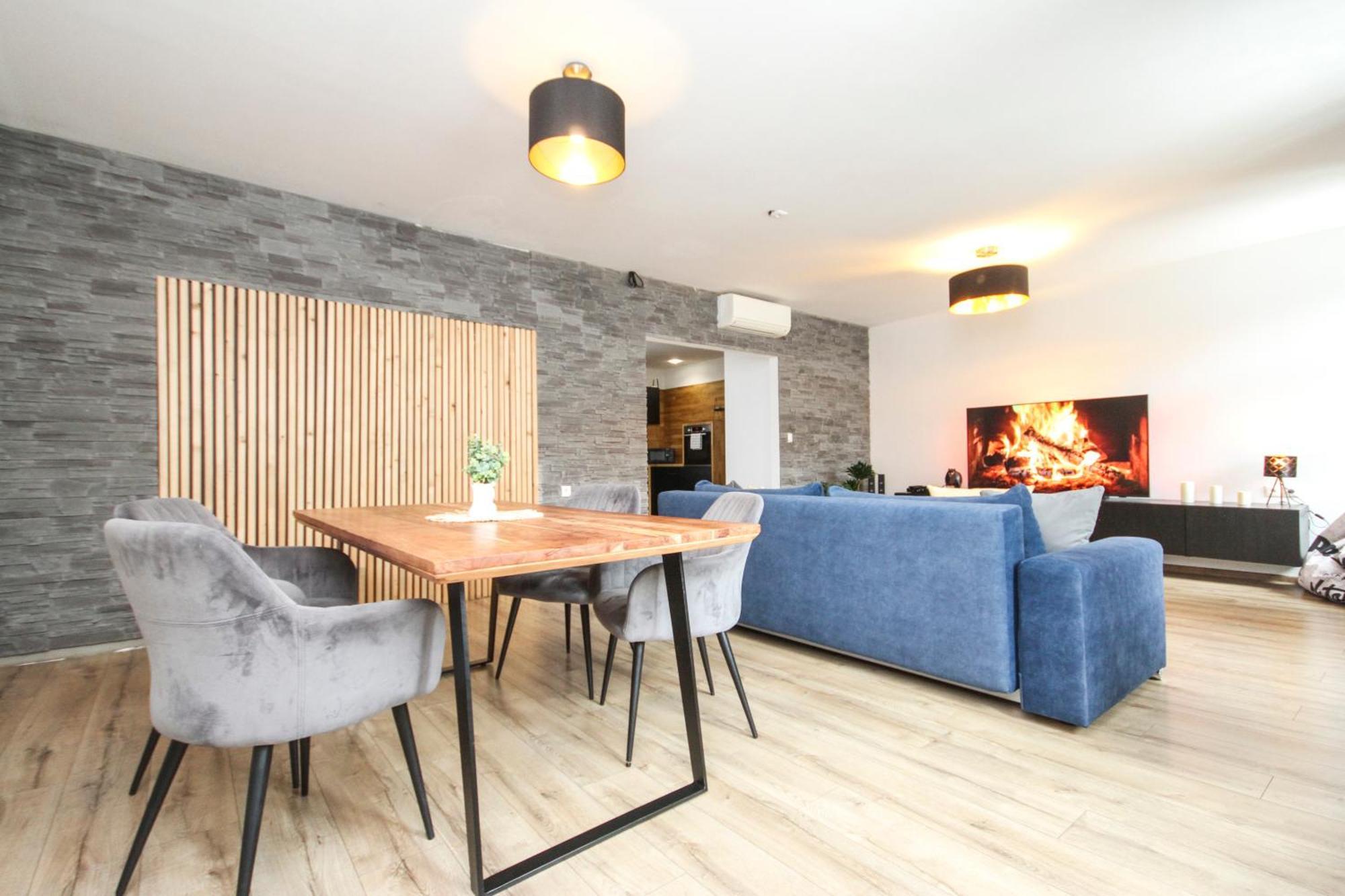 Apartman Vita Deluxe Trencin Ngoại thất bức ảnh