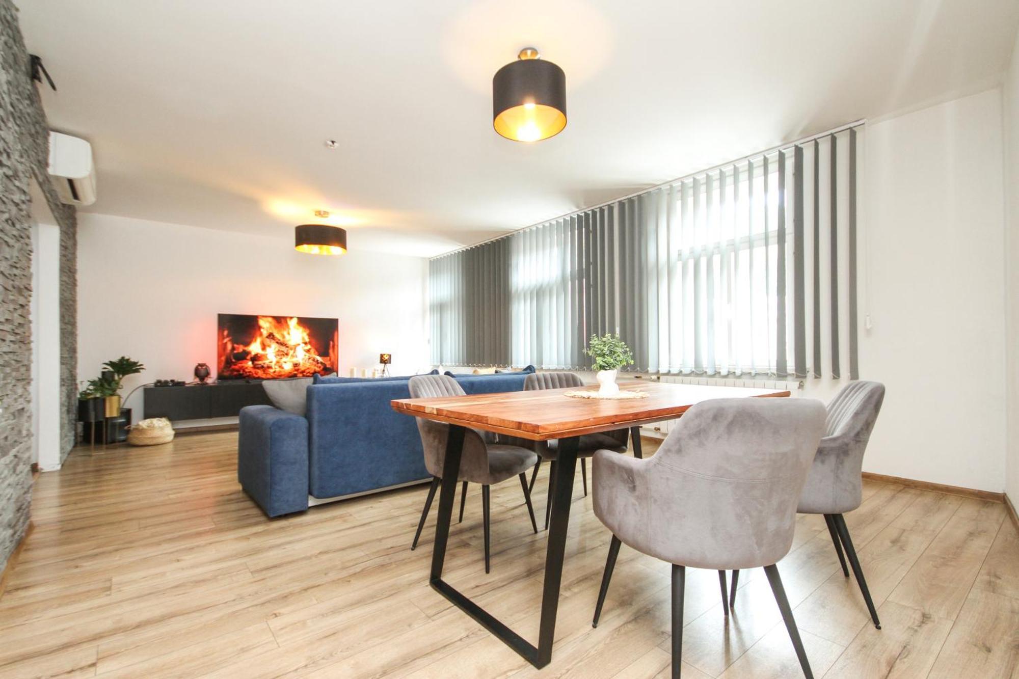 Apartman Vita Deluxe Trencin Ngoại thất bức ảnh